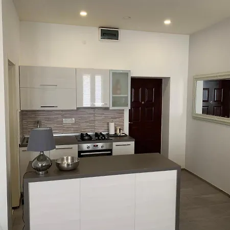 Zara City Apartments Apartment