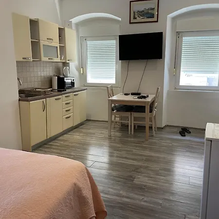 Διαμέρισμα Zara City Apartments