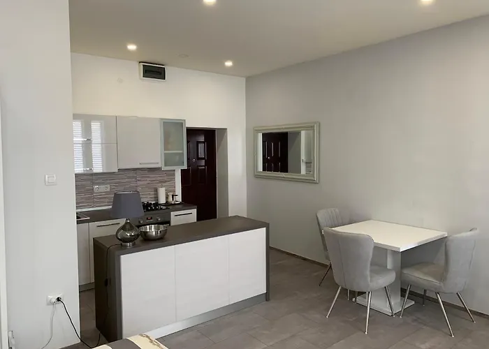 Zara City Apartments